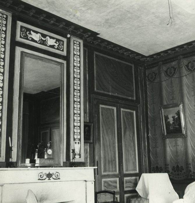 Château de Faussanges : Grand salon, vue partielle