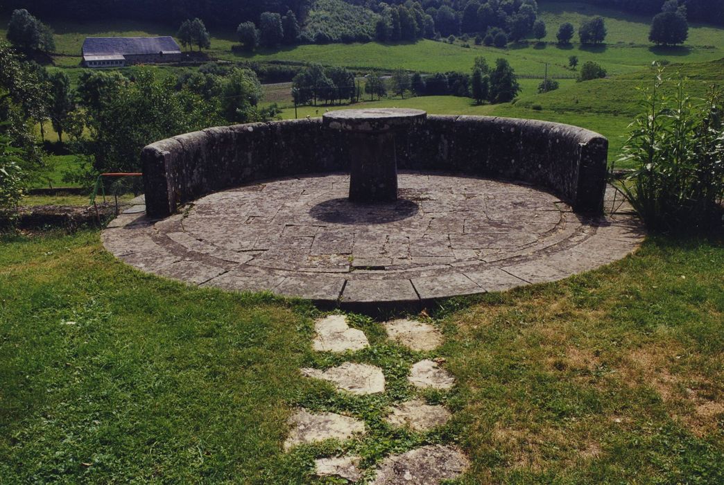 Château de Faussanges : Terrasse sud, détail