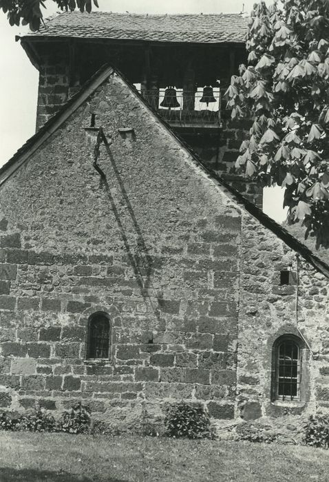 Eglise Saint-Cyr et Sainte-Julitte : Chevet, vue générale