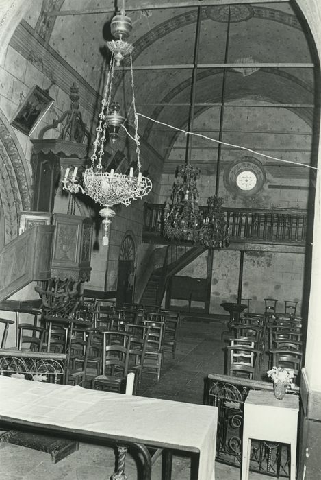 Eglise Saint-Cyr et Sainte-Julitte : Nef, vue générale