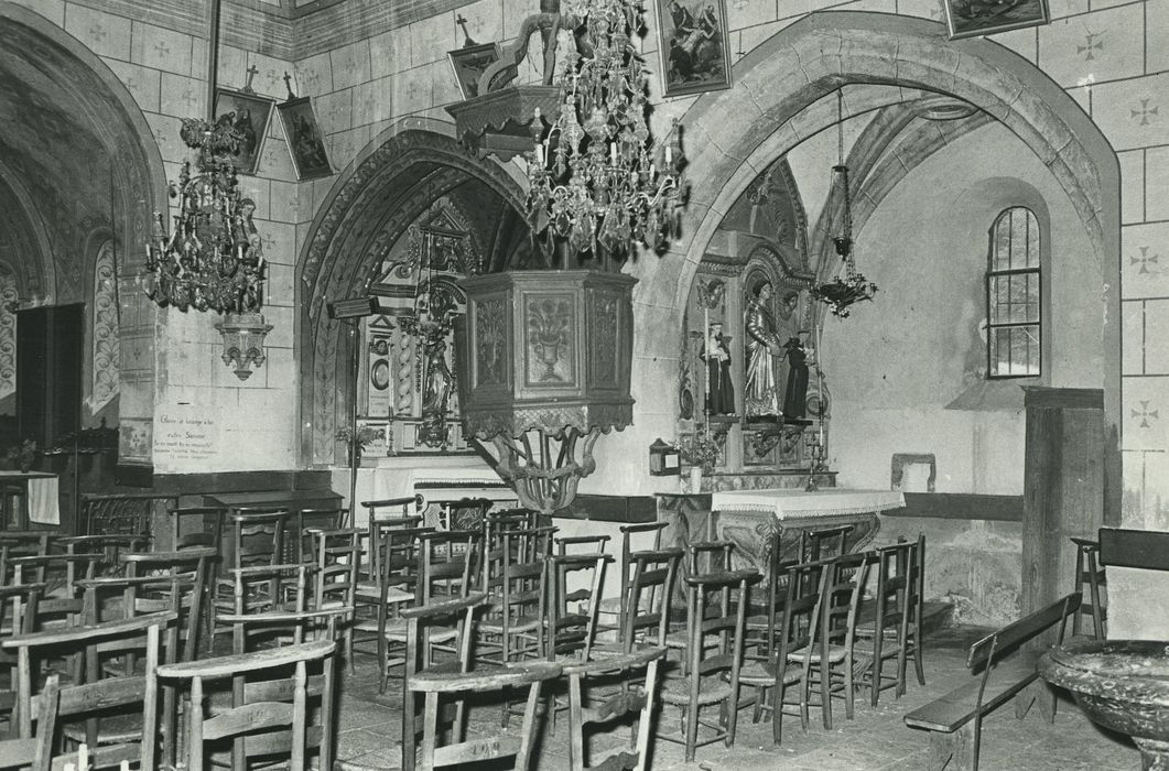 Eglise Saint-Cyr et Sainte-Julitte : Chapelles latérales sud, vue générale