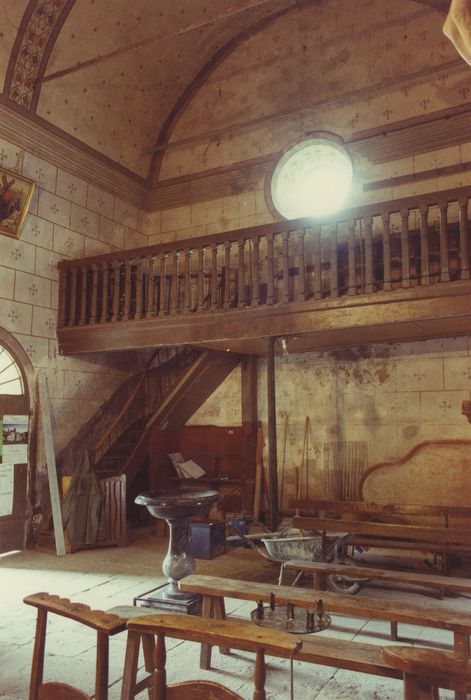 Eglise Saint-Cyr et Sainte-Julitte : Tribune, vue générale