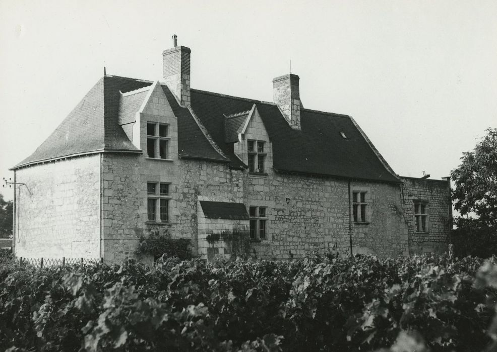 Manoir du Bois de Veude : Façade est, vue générale