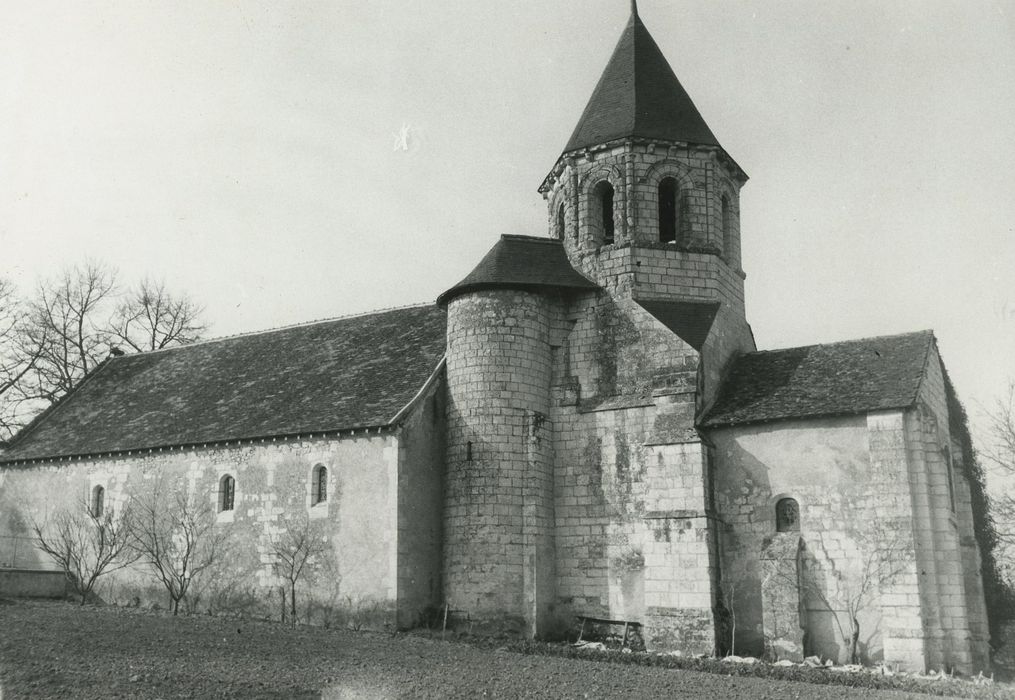 Eglise Saint-Vincent : Façade latérale sud, vuegénérale