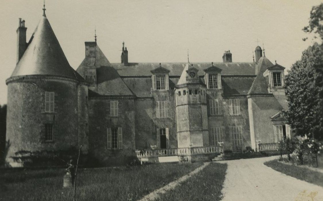 Château de la Chatonnière : Façade sud, vue générale