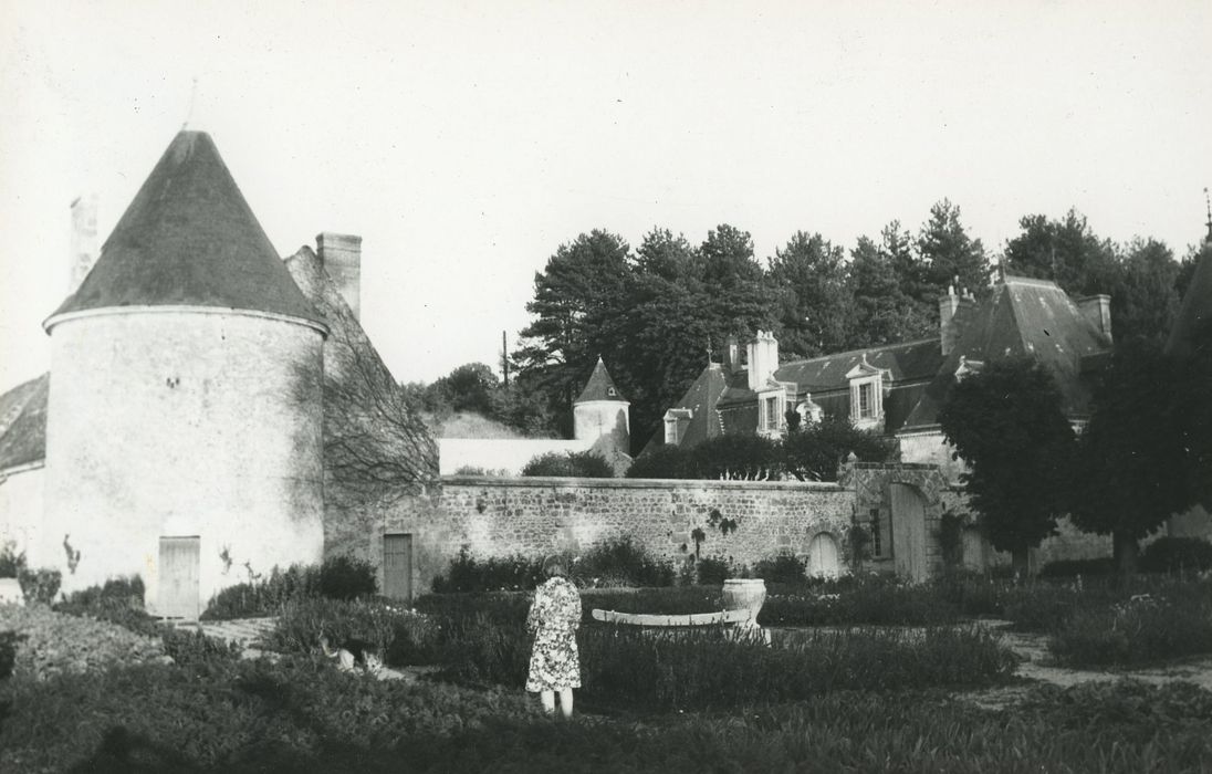 Château de la Chatonnière : Ensemble ouest, vue générale