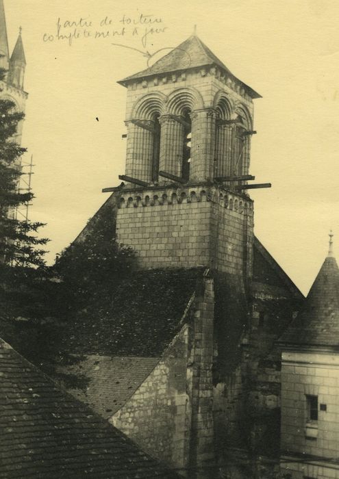 Ancienne église Saint-Laurent : Clocher, vue générale