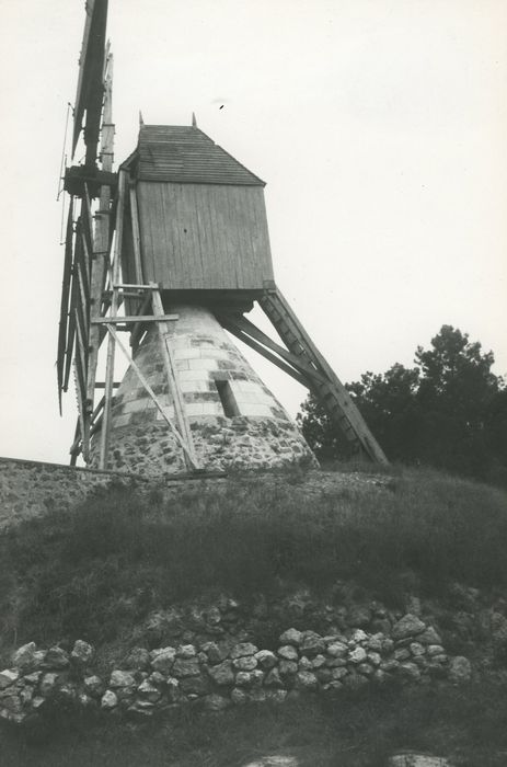 Moulin Bleu : Vue générale depuis le Sud