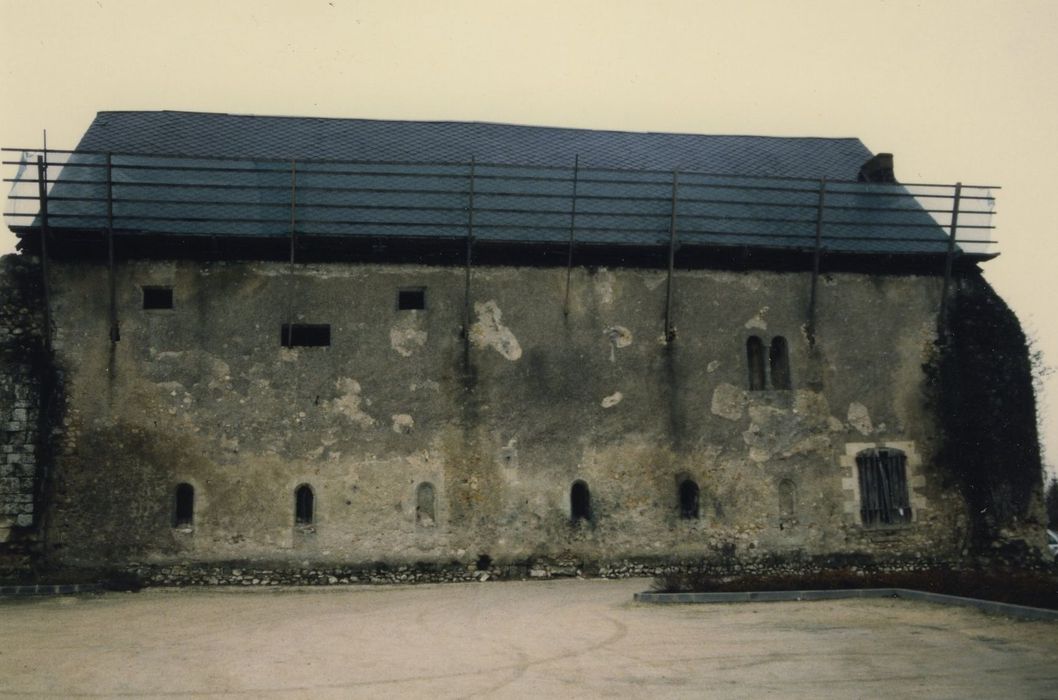 Ancien prieuré bénédictin de Chanceaux-sur-Choisille : Bâtiment conventuel, façade est, vue générale