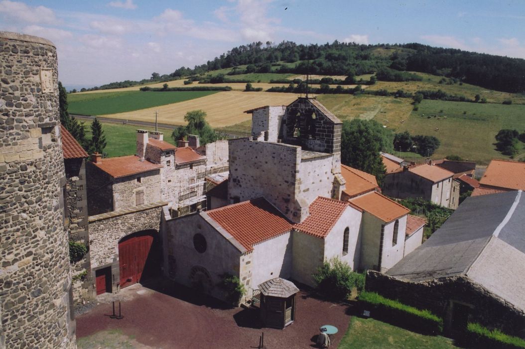 Eglise d'Opme : Ensemble sud-ouest, vue générale