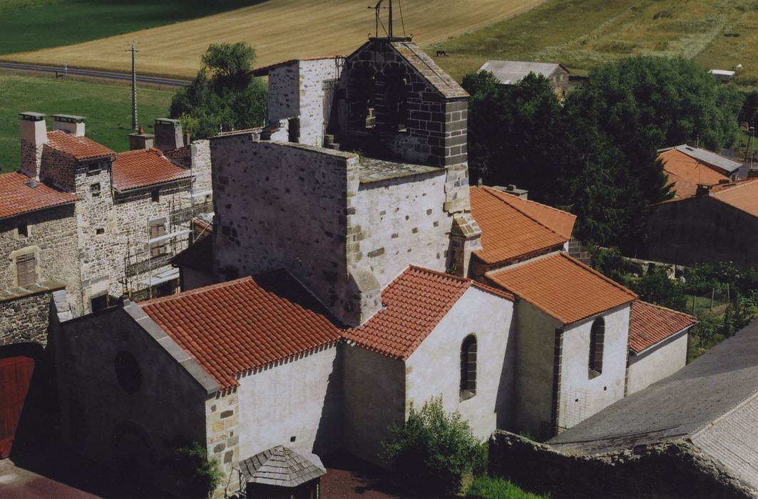 Eglise d'Opme : Ensemble sud-ouest, vue générale