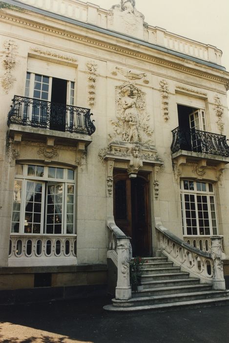 Villa Stella : Façade nord-est, vue générale