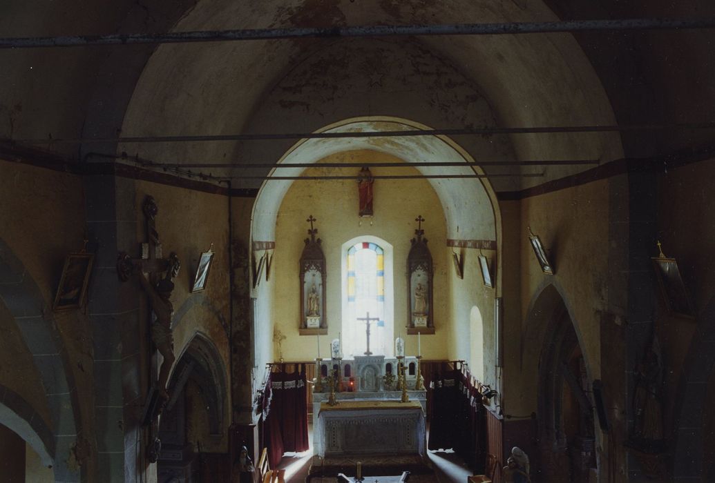 Eglise Notre-Dame de l'Assomption : Nef, vue partielle