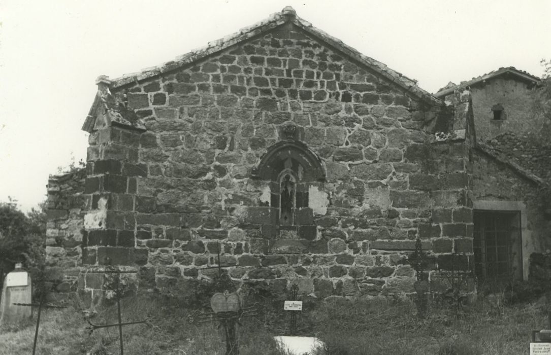 Eglise Saint-Didier : Chevet, vue générale