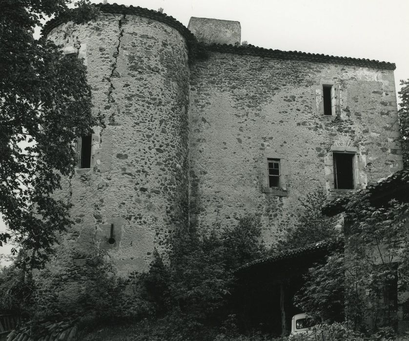 Château de Servières : Façade nord-est, vue générale