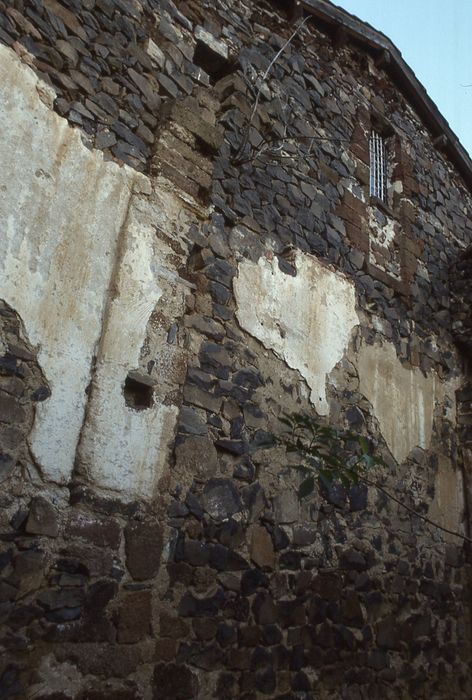 Eglise Saint-Loup : Chevet, vue partielle (?)