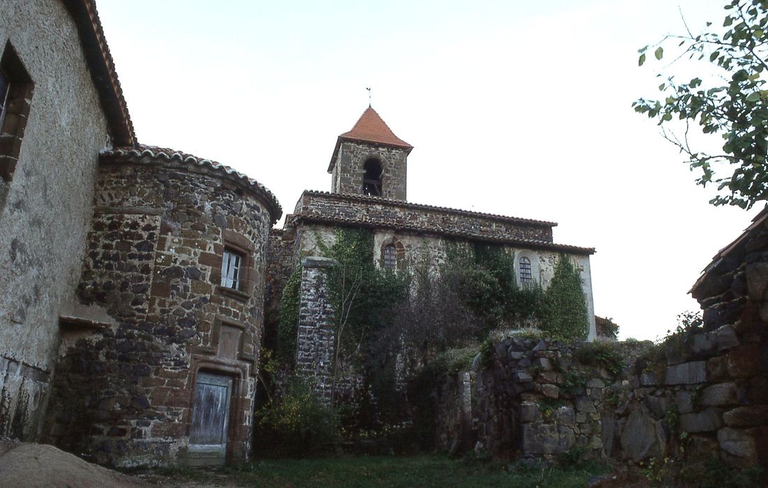 Eglise Saint-Loup : Ensemble nord, vue partielle