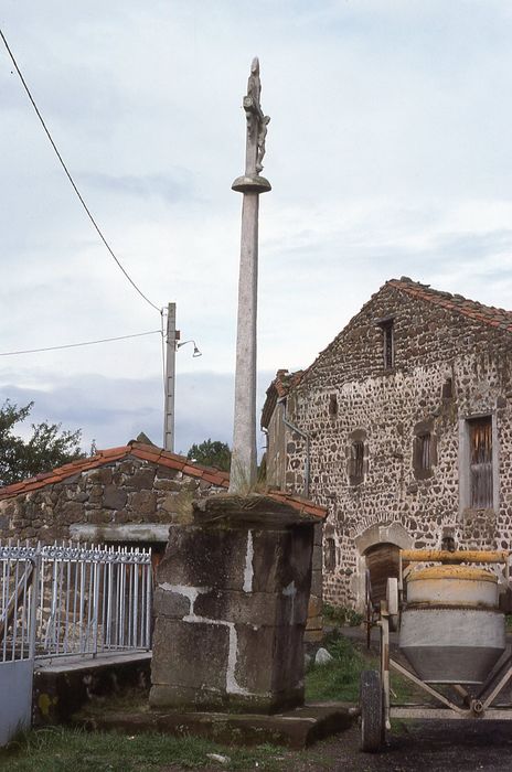 Croix, vue générale