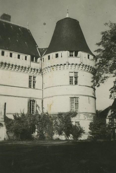 Château de l'Islette : Tour sud-est, vue générale