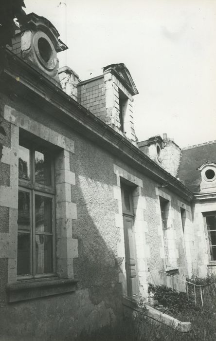 Hôtel de Chavigny : Cour intérieure, aile nord, façade sud, vue partielle