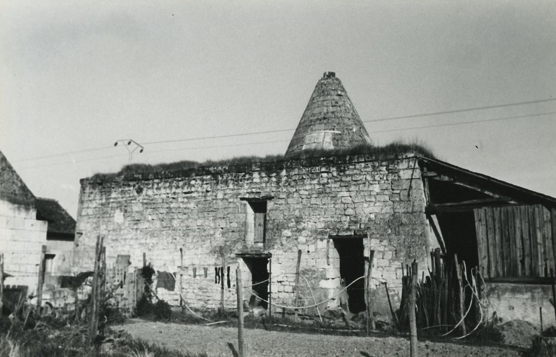 Moulin à vent des Pelouses : Vue générale depuis l’Ouest