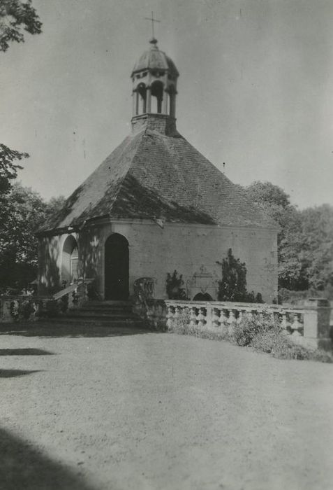 Château de Champchevrier : Chapelle, vue générale