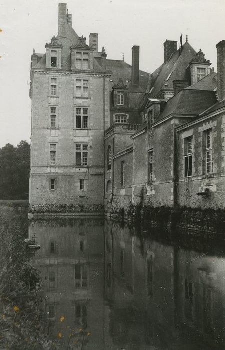 Château de Champchevrier : Pavilon Henri II, façade sud, vue générale