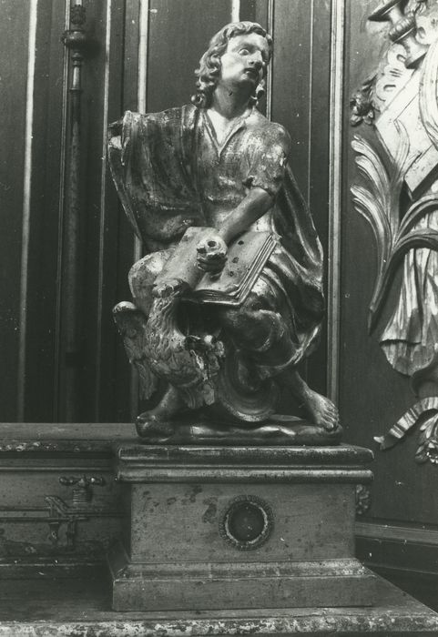 statuette : Saint Jean