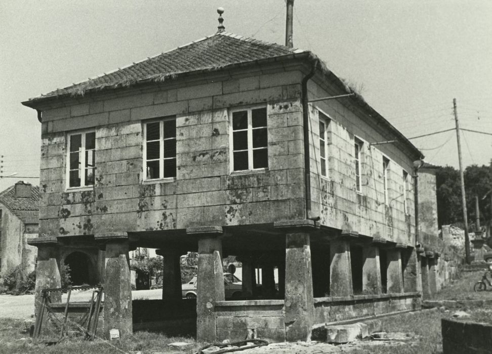 Mairie-Lavoir : Ensemble sud-ouest, vue générale