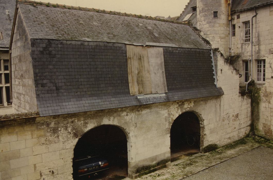 Maison dite de la Chancellerie : Cour intérieure, aile nord, façade sud, vue générale