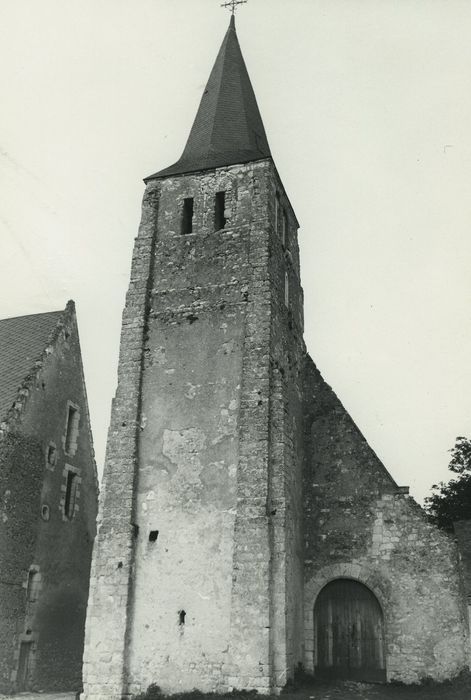 Eglise Saint-Sulpice : Façade occidentale, vue générale