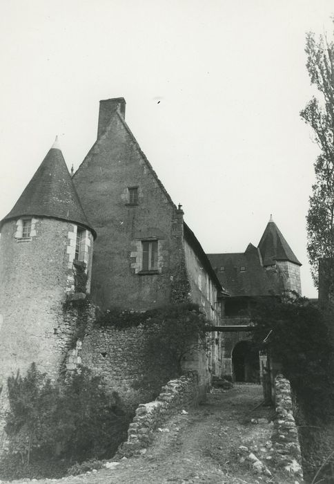 Ancienne ferme abbatiale : Accès nord, vue générale