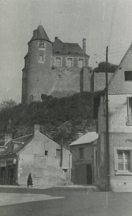 Château : Façade sud, vue générale