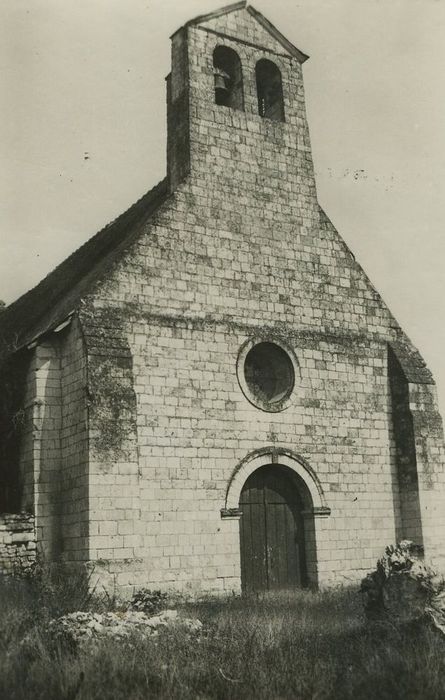 Eglise Saint-Jean de Noyers : Façade occidentale, vue générale