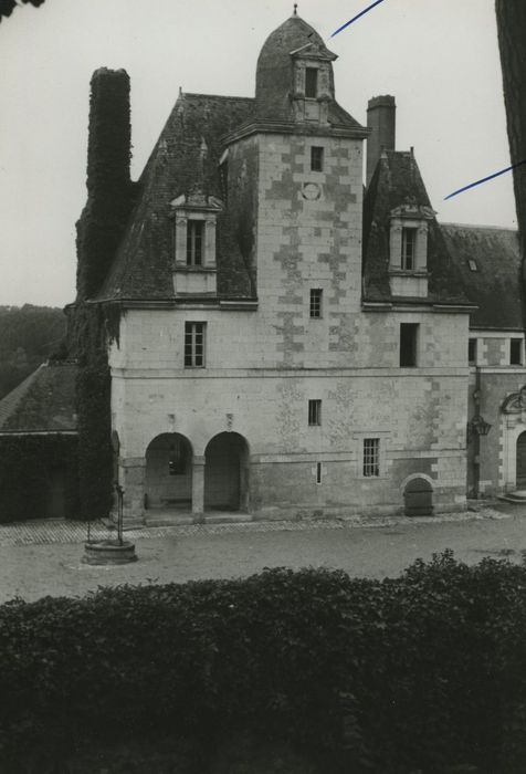 Château de La Vallière : Façade est, vue partielle