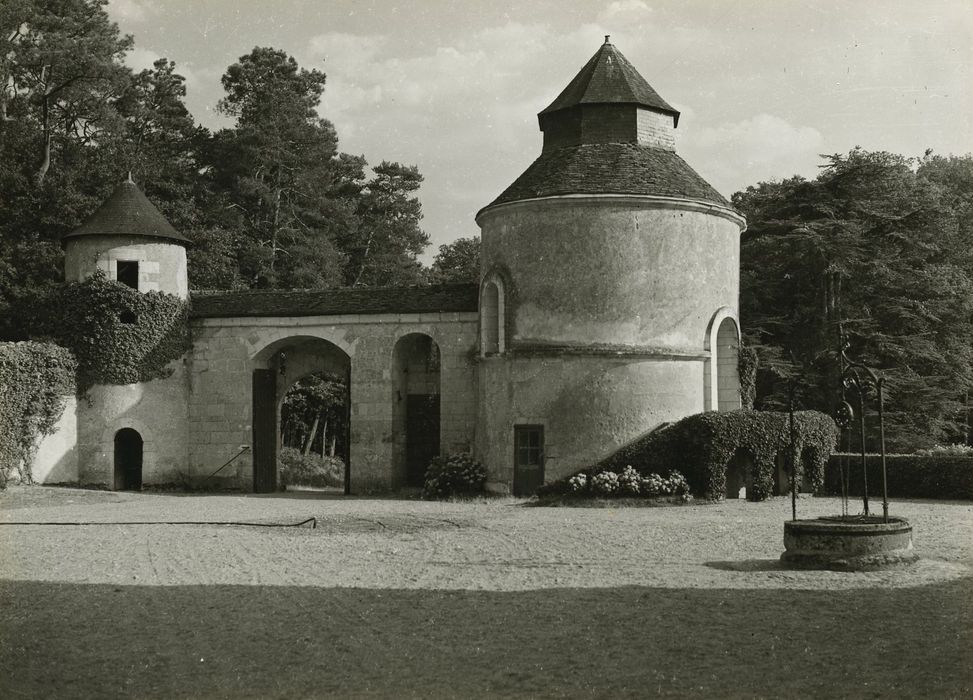 Château de La Vallière : Portail d’accès sud, ensemble nord, vue générale