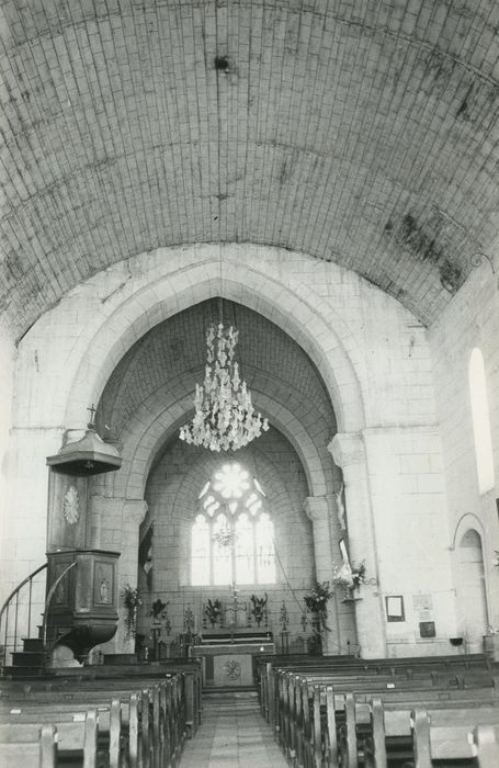 Eglise Saint-Martin : Nef, vue générale