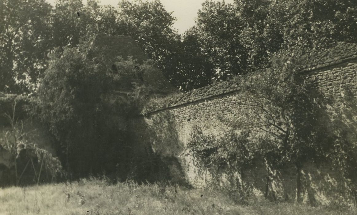 Enceinte de la ville : Mur est (intérieur), vue partielle