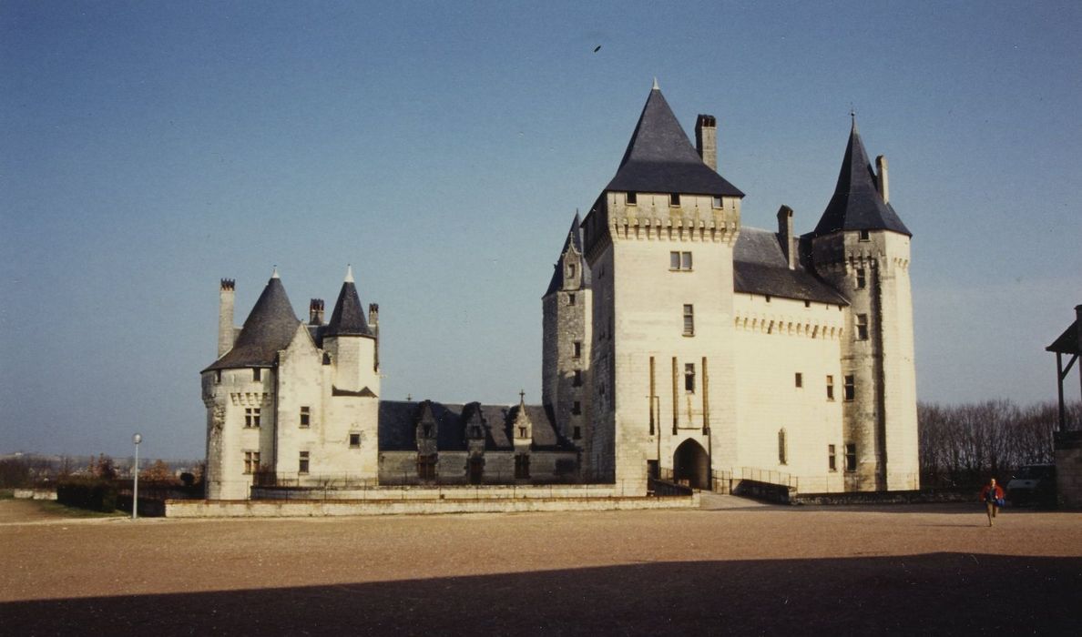 Domaine de Montpensier ou Coudray-Montpensier : Ensemble sud, vue générale