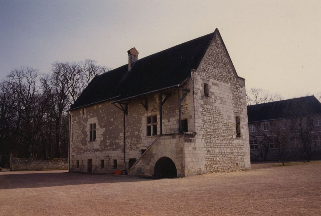 Domaine de Montpensier ou Coudray-Montpensier : Maison dite « ancienne boulangerie », ensemble nord-ouest, vue générale