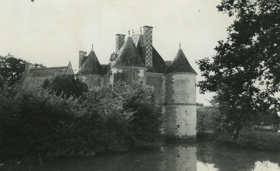 Ensemble du château du Grand-Châtelet : Ensemble sud-est, vue partielle