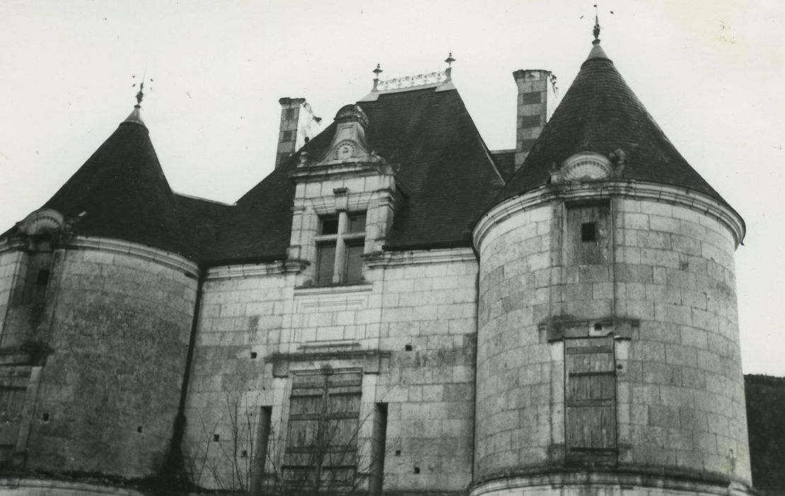 Ensemble du château du Grand-Châtelet : Façade nord, vue partielle