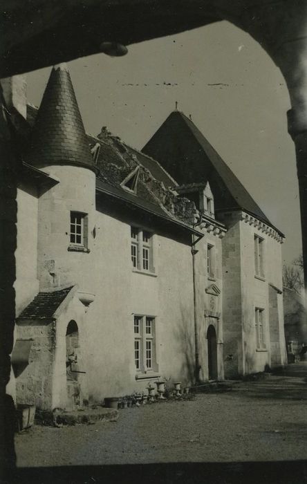 Château de Frau : Façade sud, vue partielle