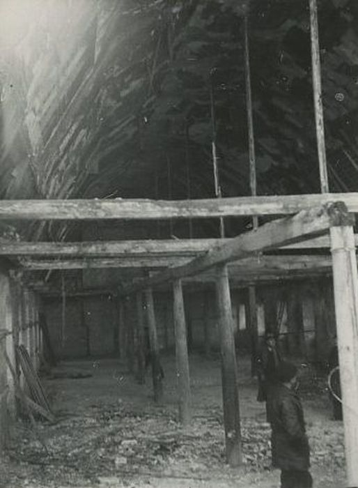 Ancienne abbaye de Saint-Julien : Dortoir, vue partielle