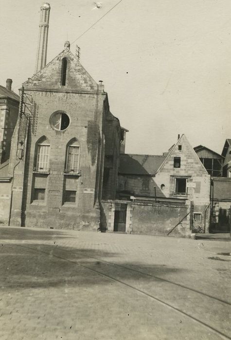 Prieuré Saint-Eloi : Vue partielle des bâtiments