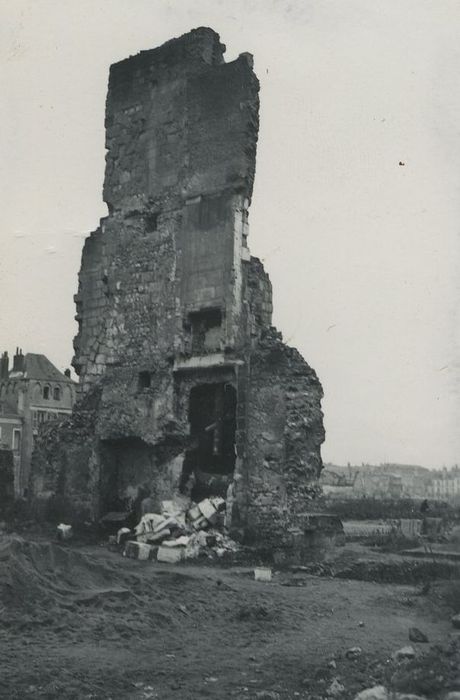 Enceinte de Martinopole ou de Châteauneuf : Vue partielle des ruines