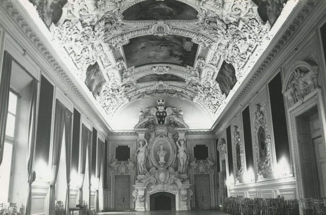 Hôtel de ville : 1er étage, salle des fêtes, vue générale