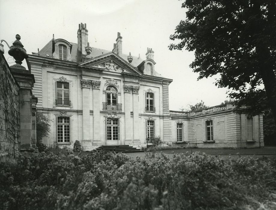 Hôtel Mame, ou Lefebvre de Montifray : Façade sur cour, vue partielle