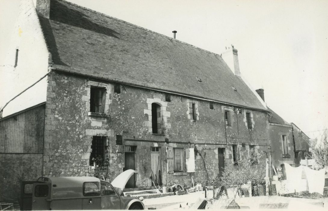 Ancien manoir de Sépaillé : Façade sud, vue générale