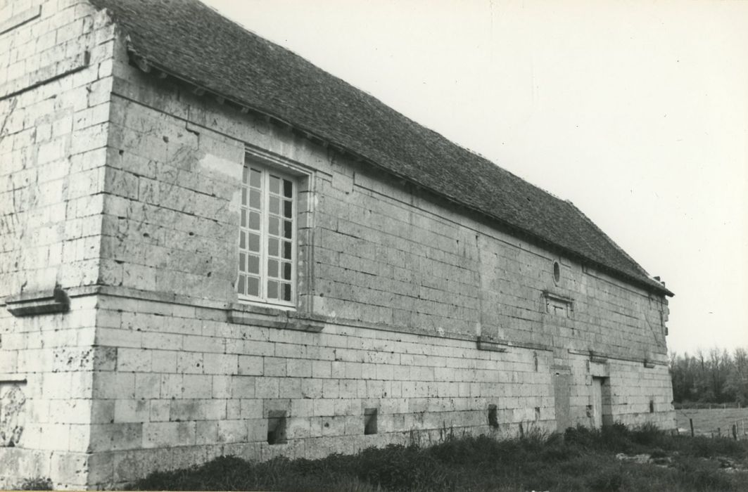 Manoir du Plessis : Façade est, vue générale